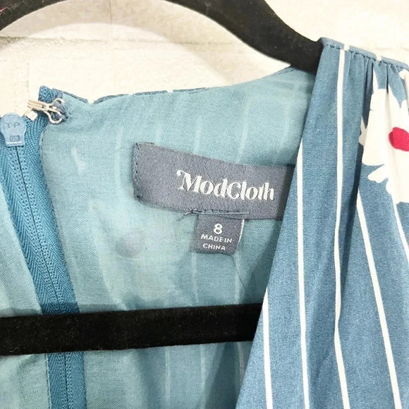 Modcloth Blue & White Striped Floral Fit & Flare Sleeveless Dress Pockets NEW - Picture 7 of 10
